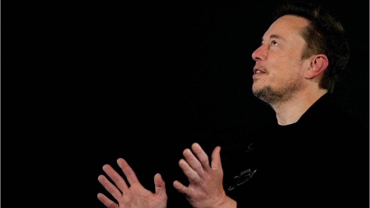 Elon Musk’tan geri adım: Yaptığı yorum için Yahudilerden özür diledi!