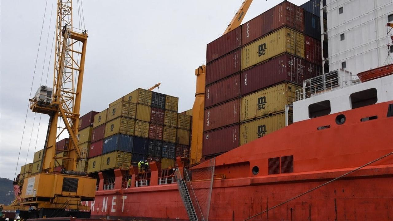Giresun Limanı’ndan konteyner taşımacılığı hamlesi