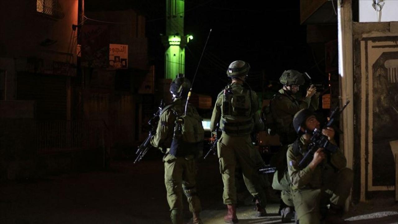 İsrail, Batı Şeria’da soygun yaptı: 2 milyon 700 bin dolara el konuldu