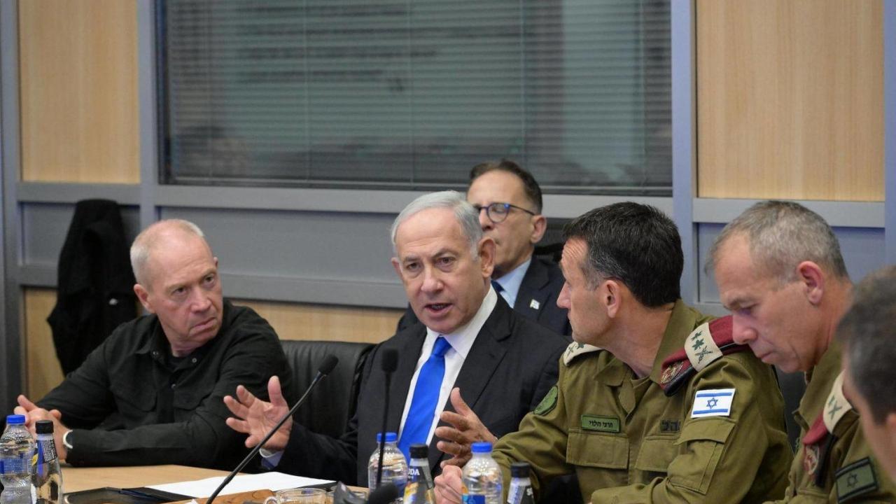 İsrail’de hükümet ile savaş kabinesi arasında kriz