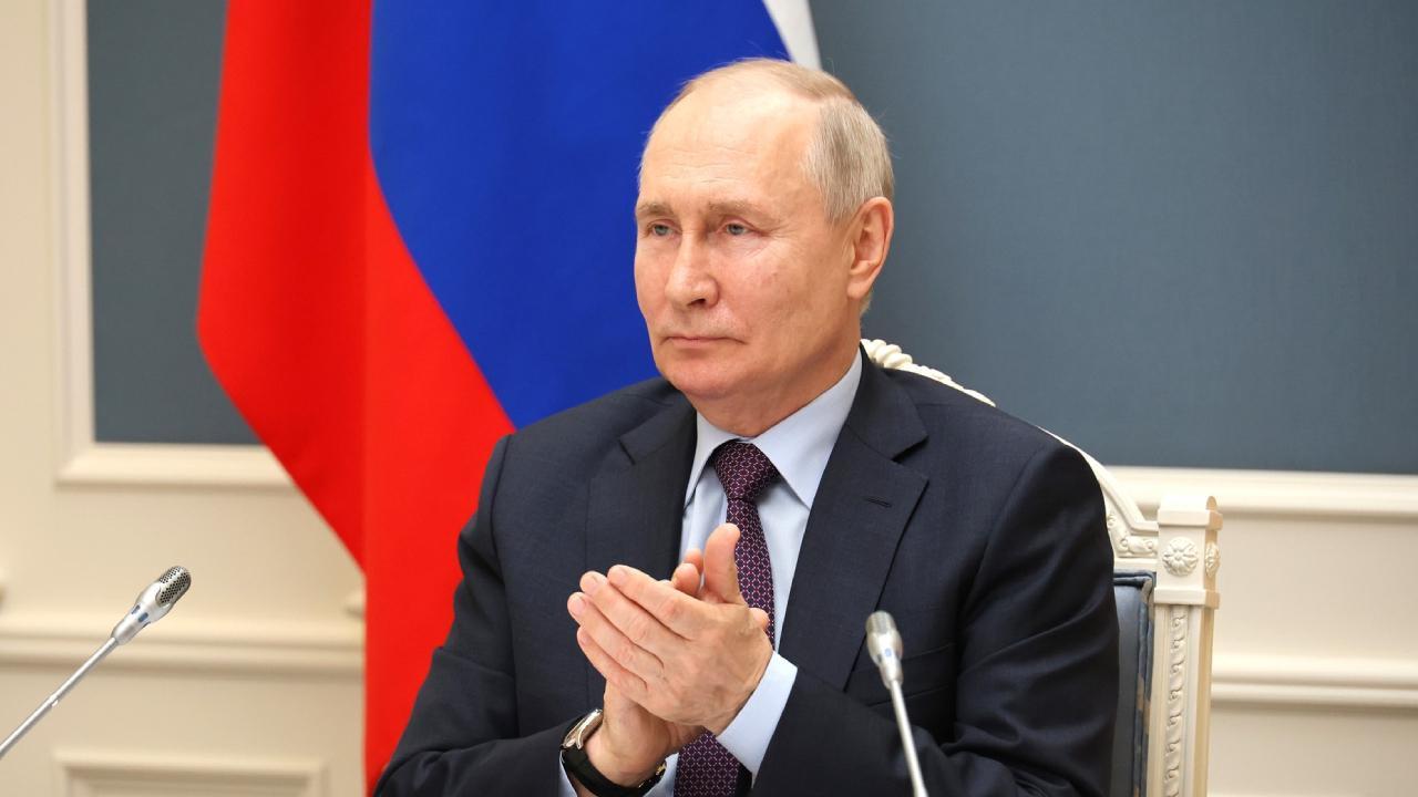 Putin resmen açıkladı: 2024’te adayım!