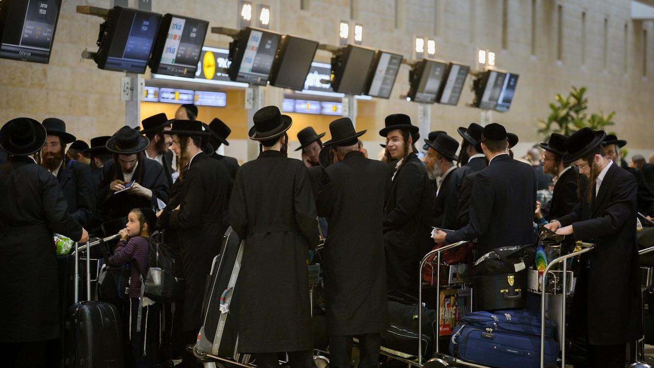 Yahudiler Kıbrıs’a kaçıyor: Her gün yüzlerce uçak iniyor
